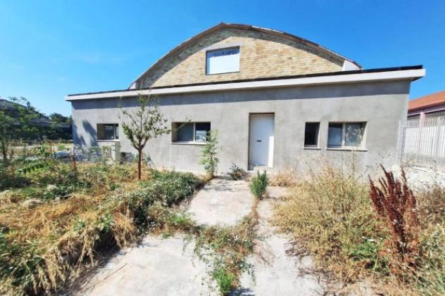 Immobile in asta di 455 m² in vendita a Monsano - Foto 2