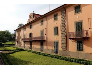 Villa ideale per imprese edili