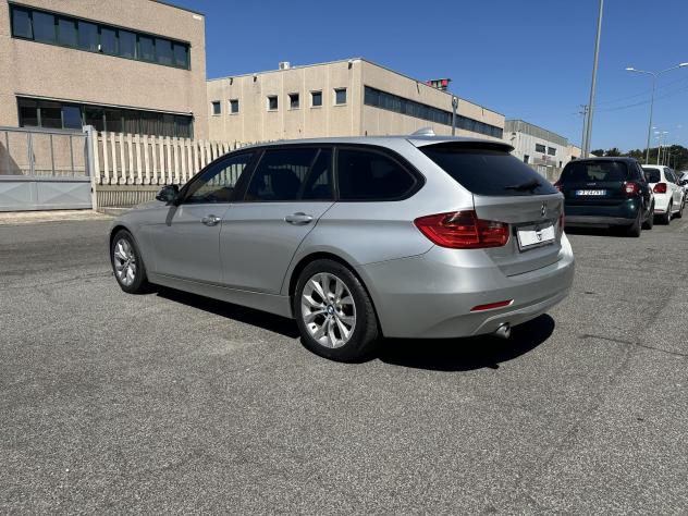 BMW Serie 3 318d Touring Auto - Foto 4