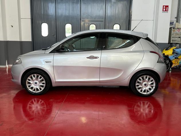 Lancia Ypsilon 1.2 69 CV 5 porte S&S Platinum - Foto 6