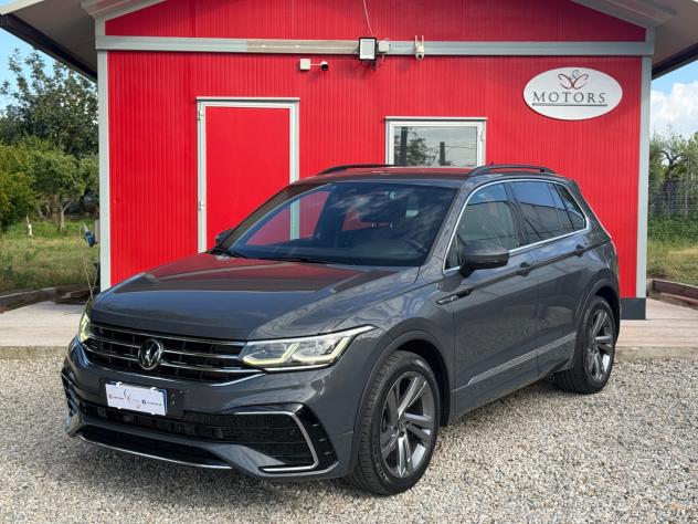Volkswagen Tiguan R-Line 2.0 TDI 150 CV DSG - Foto 4