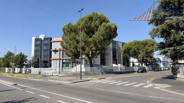 PALAZZINA COMMERCIALE IN VENDITA A REDDITO A COLOGNO MONZESE - Foto 19