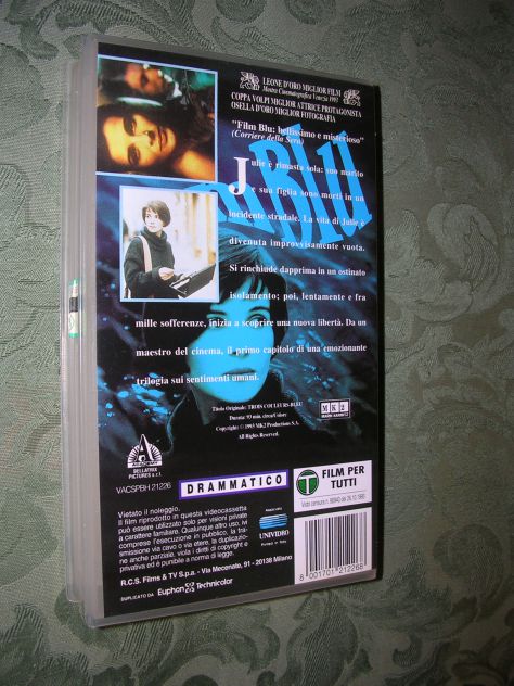 TRE COLORI-FILM BLU - Foto 3