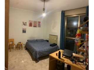Stanza in appartamento in affitto a Bologna