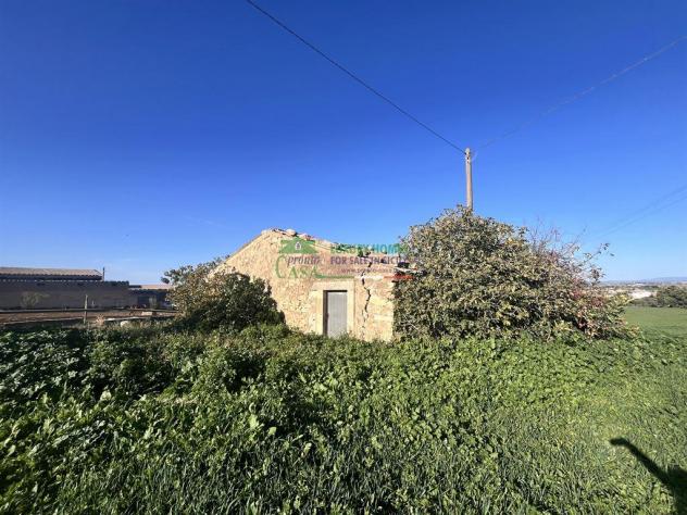 TERRENO CON ACCATASTAMENTI RURALI - Foto 4