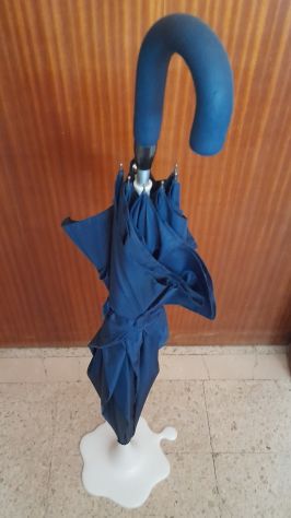 portaombrello singolo a macchia in plastica