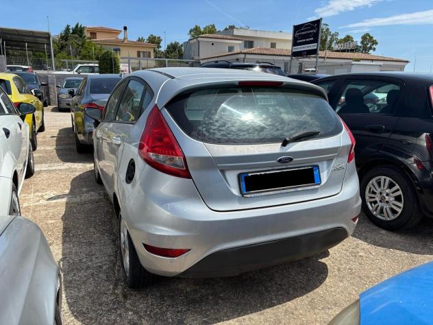 Ford Fiesta 1.6 TDCi 90CV 2010 - Foto 2