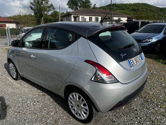 Lancia Ypsilon 1.2 69 CV 5 porte GPL Ecochic Platinum - Foto 4