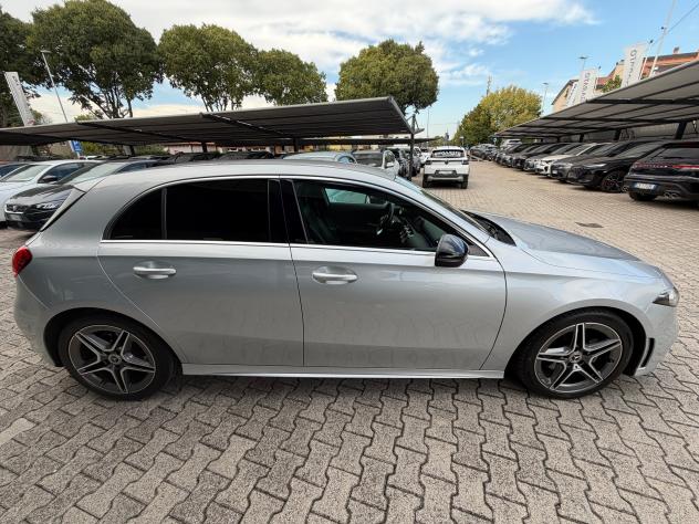 Mercedes-Benz Classe A A 180 d Premium auto AMG line - Foto 4