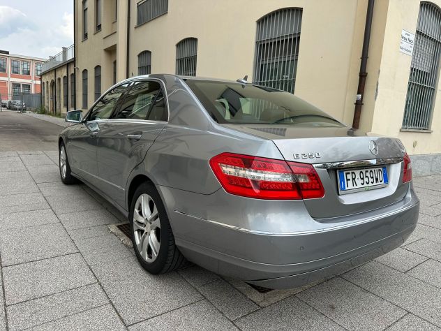 MERCEDES CLASSE E 250 anno 2011 - Foto 5