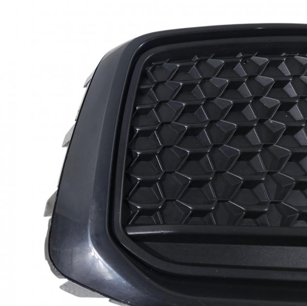 GRIGLIA PARAURTI ANTERIORE DESTRA AUDI A1 Sportback (GBA) 82A807682E Benzina 1000 (18) - Foto 10