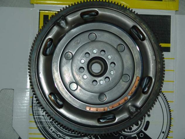 Volano audi a4 - a6 dsg 7 marce 038105317b - Foto 3