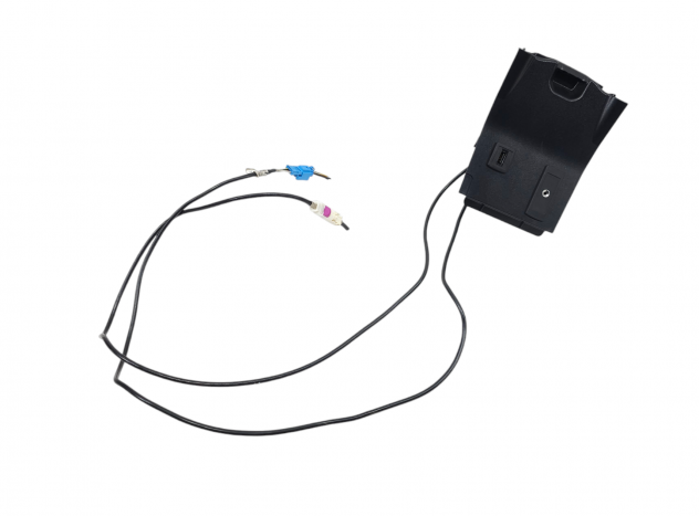PRESA AUX/USB MERCEDES Classe A Serie (W176) A2468201915 (1218)