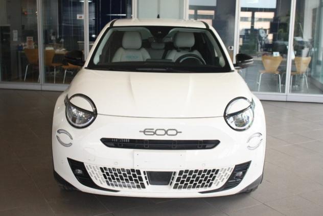 FIAT 600 Hybrid 110 CV DCT MHEV La Prima - Foto 2