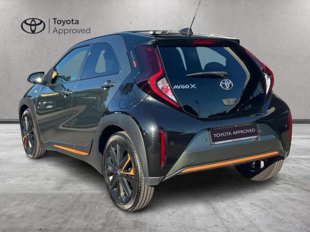 Toyota Aygo X 1.0B (72 CV) Limited Air S-CVT - Foto 4