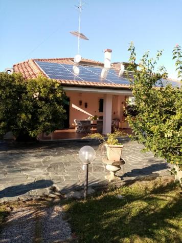 Villa in vendita a Marina di Carrara - Carrara 250 mq Rif: 971846
