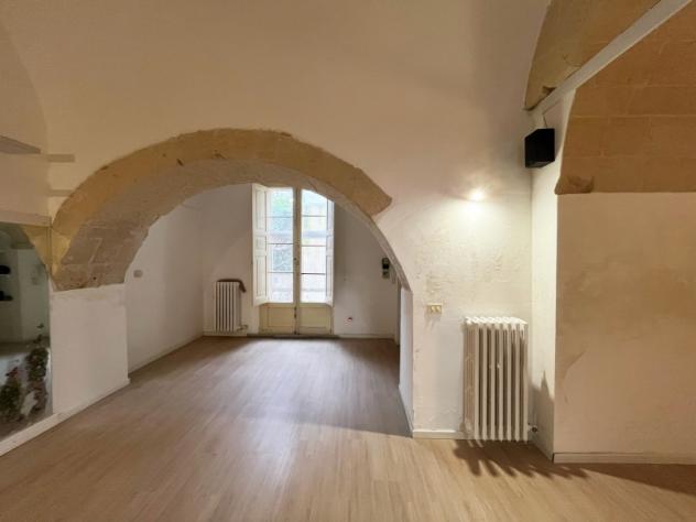 Lecce vendesi appartamento 4 vani 270 Mq - Foto 6
