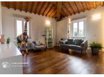 Appartamento in vendita a Siena 189 mq  Rif: 1337221