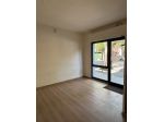 Da privato  Modena zona via Guarini negozio/ufficio 18mq € 300