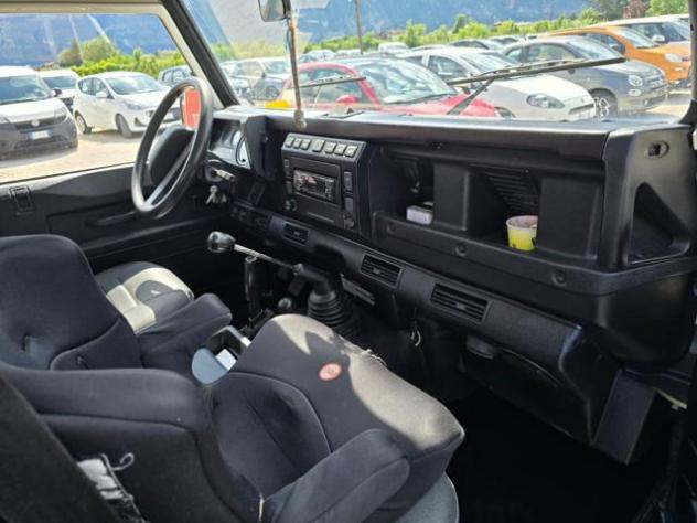 LAND ROVER Defender 110 2.4 TD4 Station Wagon rif. 23724099 - Foto 8