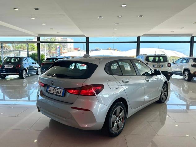 BMW 116d ADVANTAGE auto - Foto 3