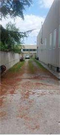 V001731 - CAPANNONE CON GRANDE TERRENO - Foto 13