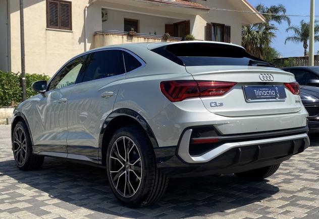 Audi Q3 SPB S line interno ed esterno 2.0 TDI 150CV s-tronic 35 - Foto 6