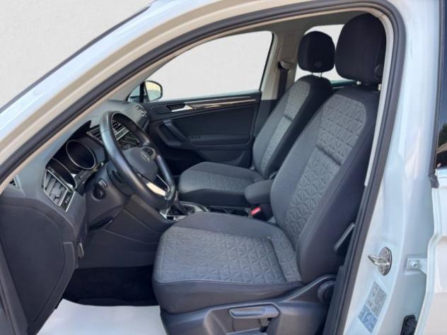 VOLKSWAGEN Tiguan 2.0 TDI 150 CV SCR DSG Life rif. 23914580 - Foto 10