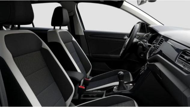 VOLKSWAGEN T-Roc 1.6 TDI SCR Advanced BlueMotion Technology rif. 24024480 - Foto 8