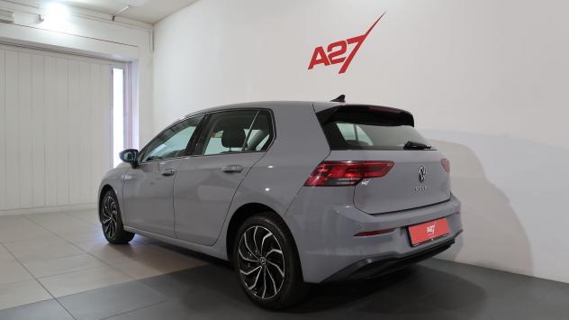 Volkswagen Golf Golf 1.0 tsi evo Life 110cv # CERCHI LEGA 17" # - Foto 5