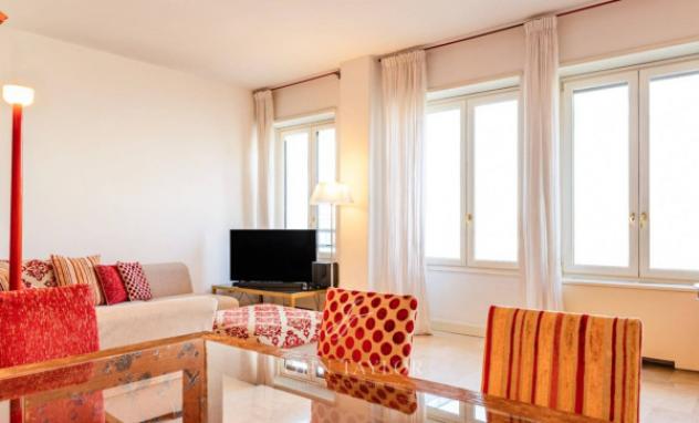 Appartamento di 170 m² con 5 locali e box auto in vendita a Milano - Foto 2
