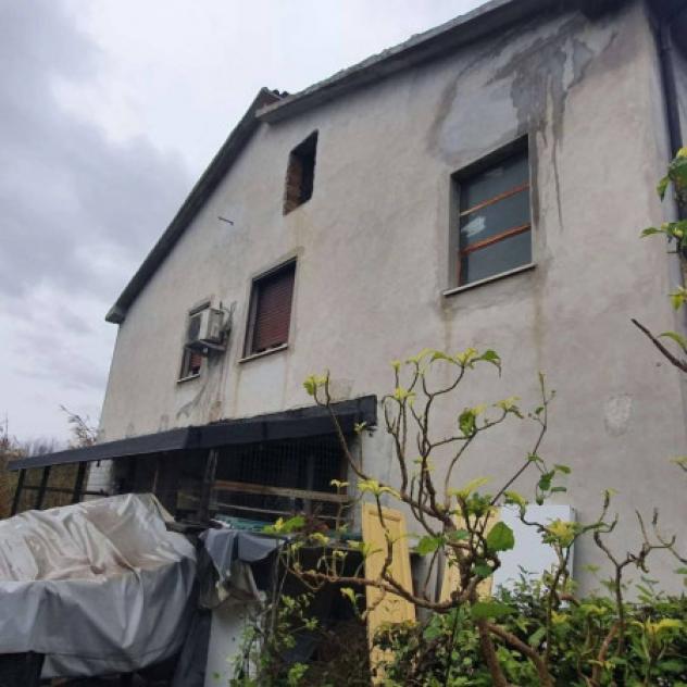 Immobile in asta di 203 m² con più di 5 locali in vendita a Rosciano - Foto 2