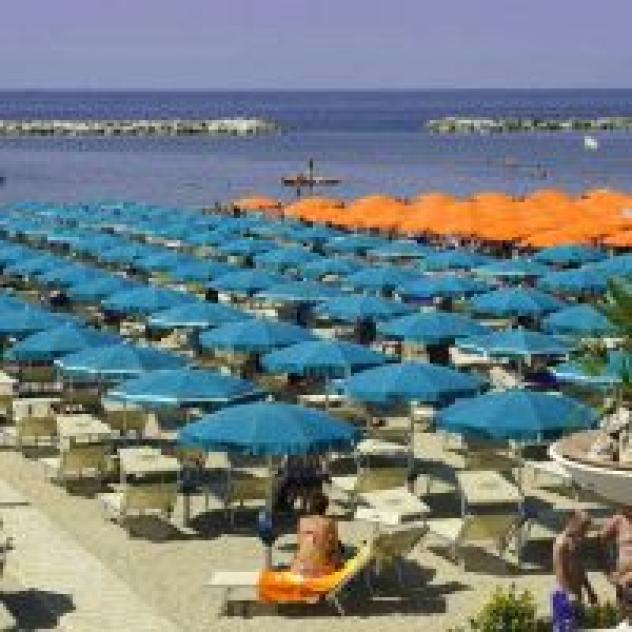Fantasy Hotel S.r.l. - Foto 2