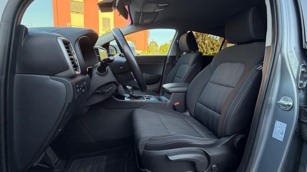 KIA SPORTAGE 2WD 1.6 BUSINESS CLASS CRDI DCT7 MH 136CV - FULL LED, CARPLAY, NEOPATENTATI - Foto 10