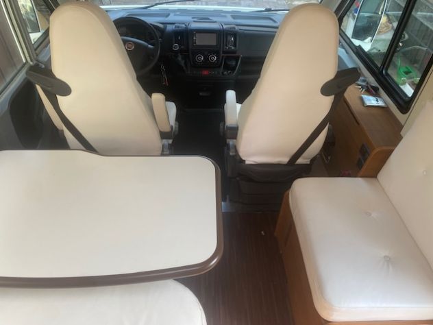 MOTORHOME ELNAGH MAGNUM 30G SOLO PER POCHI GIORNI - Foto 5