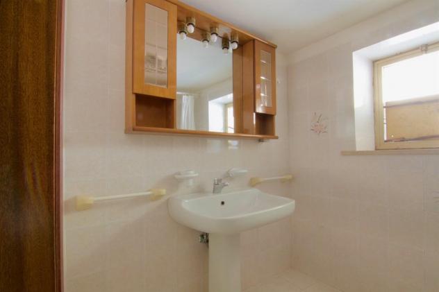 Badia Calavena: Casa affiancata su 2 livelli - Foto 9