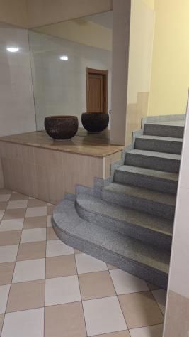 Adiacenze piazza Carducci via Cellini in stabile recente piano alto trilocale - Foto 5