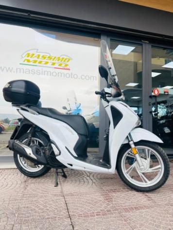 HONDA SH 150 TUTTO INCLUSO ANCHE PASSAGGIO rif. 23816291 - Foto 8