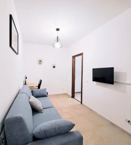 QUADRARO-BILOCALE CON BALCONE - Foto 6