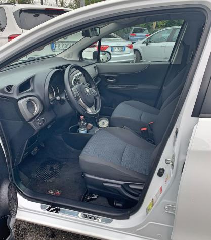 Toyota Yaris Yaris 1.3 5 porte Lounge - Foto 5