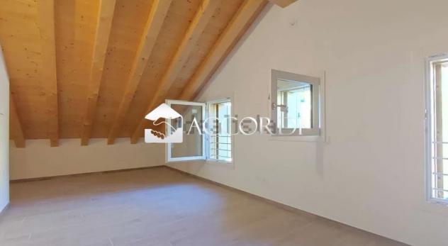 CASA INDIPENDENTE di 3 vani e di 170 mq (CONEGLIANO) rif. MDPX99_9 - Foto 6