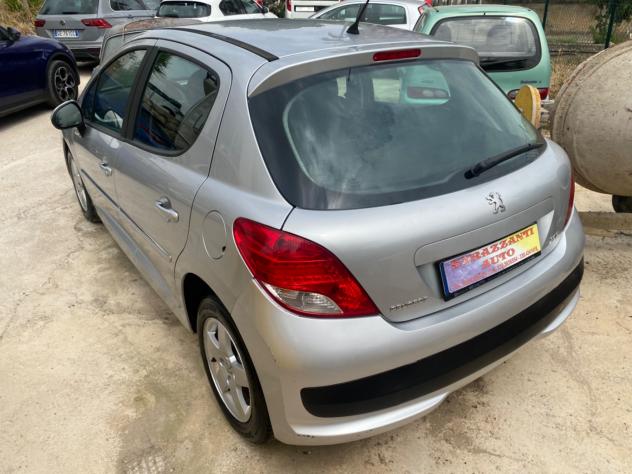 Peugeot 207 1.4 HDi 70CV 5p. 200MILLESIM EDITION2012 - Foto 8