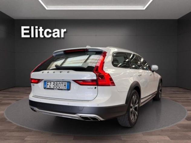 VOLVO V90 Cross Country D5 AWD Geartronic Pro rif. 24129383 - Foto 4