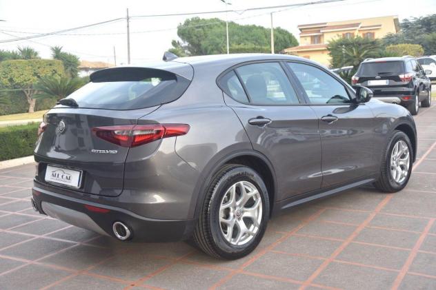 Alfa Romeo Stelvio 2.2 Turbodiesel 190cv Q4 AT8 Executive - Foto 7