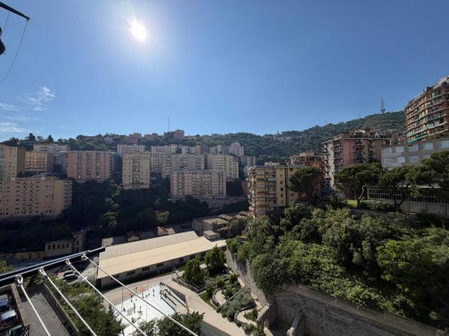 Appartamento in vendita a Genova