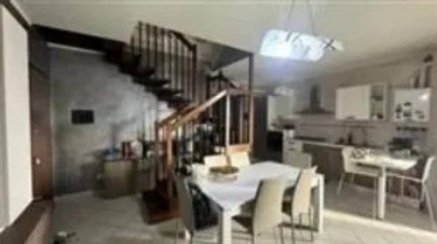 Immobile in asta di 119 m², box auto in vendita a Oleggio - Foto 3