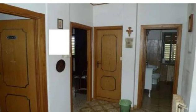 Immobile in asta di 188 m² con più di 5 locali e box auto in vendita a Ripe San Ginesio - Foto 11