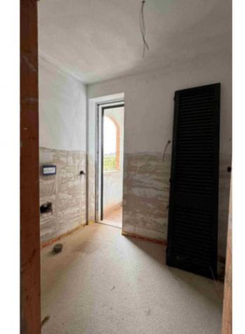 Immobile in asta di 314 m², box auto in vendita a Serra Sant'Abbondio - Foto 4