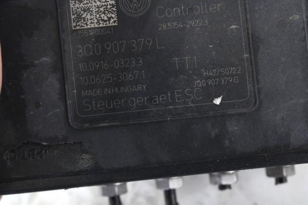 3Q0614517L CENTRALINA POMPA AGGREGATO ABS VOLKSWAGEN PASSAT SW 1.6 D 88KW AUT 5P (2015) RICAMBIO USATO 10.0220-0552.4 3Q0907379L 28.5154-2922.310.0916 - Foto 3