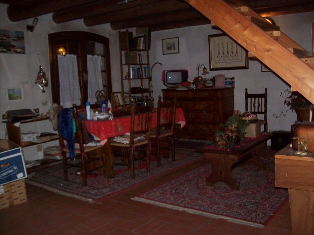 Casa in campagna con molto terreno - Foto 8